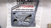 Oto Çıkma Parça / Toyota / Corolla / Kaporta & Karoser / Sağ Ön Kapı / Çıkma Parça 