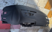 Oto Çıkma Parça / Renault / Megane / Göğüslük & Torpido / Komple Torpido / Çıkma Parça 