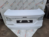 Ford mondeo arka bagaj kapağı (az hasarlı)