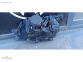 Oto Çıkma Parça / Volkswagen / Transporter / Far & Stop / Sağ Ön Far / Çıkma Parça 