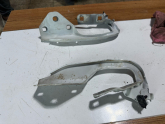 Oto Çıkma Parça / Dacia / Duster / Kaporta & Karoser / Kaput Menteşesi / Çıkma Parça 