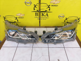 Oto Çıkma Parça / Toyota / Corolla / Far & Stop / Sağ Ön Far / Çıkma Parça 