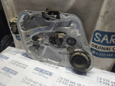 Oto Çıkma Parça / Hyundai / i30 / Oto Cam / Cam Krikosu / Çıkma Parça 