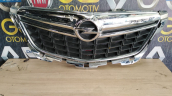 Nikelajlı Opel Insignia Ön Panjur - Oto Çıkma Parçalar