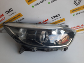 Oto Çıkma Parça / Renault / Captur / Far & Stop / Sağ Ön Far / Çıkma Parça 
