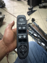 Oto Çıkma Parça / Jeep / Compass / Oto Cam / Cam Düğmesi / Çıkma Parça 