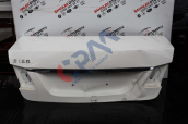 MERCEDES E SERİSİ E180 ARKA BAGAJ KAPAĞI