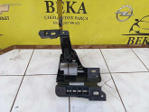 Oto Çıkma Parça / Opel / Crossland X / Far & Stop / Far Braketi / Çıkma Parça 