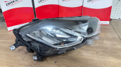 Oto Çıkma Parça / Volkswagen / Polo / Far & Stop / Sağ Ön Far / Çıkma Parça 