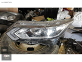 Nissan Qashqai 2013 model sol far