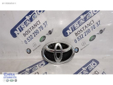 TOYOTA AURIS KASA PANJUR AMBLEM ORJ 75301-02070