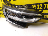 Oto Çıkma Parça / Renault / Megane / Far & Stop / Sağ Ön Far / Çıkma Parça 
