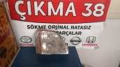 Isuzu Dmax Sağ Far Camı 2002 2003 2004 2005 2006