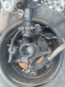 Renault Megane Sağ teker taşıyıcı