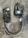 738356110 BMW 530 G30 BAGAJ KİLİT MOTORU