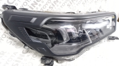 Oto Çıkma Parça / Toyota / Hilux / Far & Stop / Sağ Ön Far / Çıkma Parça 