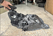 Oto Çıkma Parça / Peugeot / 208 / Far & Stop / Sol Ön Far / Çıkma Parça 