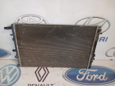 Oto Çıkma Parça / Renault / Megane / Radyatör / Su Radyatörü / Çıkma Parça 