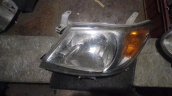 Oto Çıkma Parça / Toyota / Hilux / Far & Stop / Sol Ön Far / Çıkma Parça 