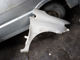 Toyota Corolla sağ ön çamurluk