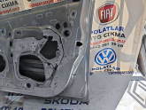 Oto Çıkma Parça / Renault / Clio / Kaporta & Karoser / Sol Ön Kapı / Çıkma Parça 