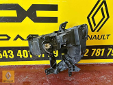Oto Çıkma Parça / Renault / Master / Far & Stop / Sağ Ön Far / Çıkma Parça 