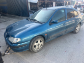 Oto Çıkma Parça / Renault / Megane / Kaporta & Karoser / Sağ Ön Kapı / Çıkma Parça 