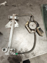 Oto Çıkma Parça / Volvo / S40 / Oto Cam / Cam Krikosu / Çıkma Parça 