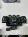 Oto Çıkma Parça / Chevrolet / Captiva / Motor / Takozu & Kulağı / Çıkma Parça 