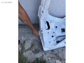 Oto Çıkma Parça / Renault / Megane / Kaporta & Karoser / Sağ Arka Kapı / Çıkma Parça 