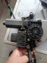 Oto Çıkma Parça / Ford / Focus / Oto Cam / Cam Motoru / Çıkma Parça 