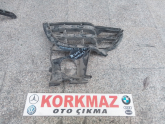 Oto Çıkma Parça / Porsche / Cayenne / Tampon / Sis Farı Çerçevesi / Çıkma Parça 