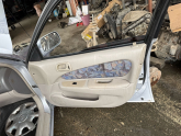 Toyota corolla 1999 - 2002 Sol ön kapı kilidi