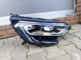 Oto Çıkma Parça / Renault / Megane / Far & Stop / Sağ Ön Far / Çıkma Parça 