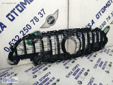 Oto Çıkma Parça / Mercedes / CLS / Tampon / Izgara Çıtası / Sıfır Parça 