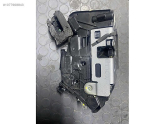 Oto Çıkma Parça / Volkswagen / Passat / Kaporta & Karoser / Kapı Kilidi / Çıkma Parça 
