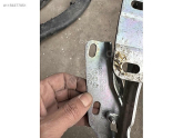 Oto Çıkma Parça / Mercedes / Sprinter / Kaporta & Karoser / Kaput Menteşesi / Çıkma Parça 