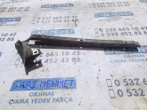 Oto Çıkma Parça / Volkswagen / Passat / Tampon / Tampon Braketi / Çıkma Parça 