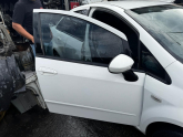 Oto Çıkma Parça / Fiat / Linea / Kaporta & Karoser / Sağ Ön Kapı / Çıkma Parça 