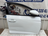 Oto Çıkma Parça / Renault / Megane / Kaporta & Karoser / Sağ Ön Kapı / Çıkma Parça 
