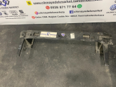 Volkswagen Passat B8 Ön Tampon Demiri 3G0807109F