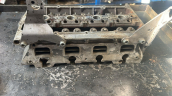 Oto Çıkma Parça / Volkswagen / Passat / Motor / Silindir Kapağı / Çıkma Parça 