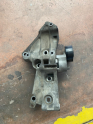 Oto Çıkma Parça / Renault / Megane / Motor / Bağlantı Braketi / Çıkma Parça 