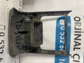 Oto Çıkma Parça / Audi / A4 / Göğüslük & Torpido / Havalandırma Izgaraları / Çıkma Parça 