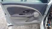 Renault fluence takım kapı döşemesi