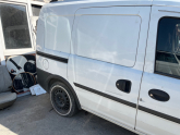 Opel Combo Sağ Arka Kapı