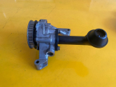 Oto Çıkma Parça / Volkswagen / Golf / Motor / Yağ Pompası / Çıkma Parça 