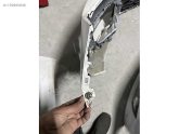 Oto Çıkma Parça / Seat / Leon / Tampon / Orta Izgara / Çıkma Parça 