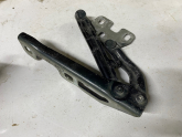 OPEL CORSA D SAĞ KAPUT MENTEŞESİ ÇIKMA 13311903