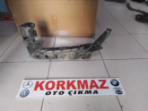 Oto Çıkma Parça / Audi / A3 / Far & Stop / Far Braketi / Çıkma Parça 